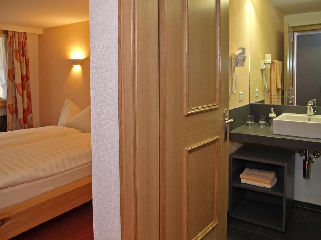 Hotel Steinbock Brienz  Zimmer foto